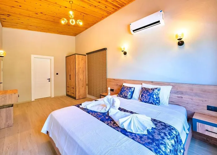 Firnaz 1 Bedroom Seaview With Private Pool