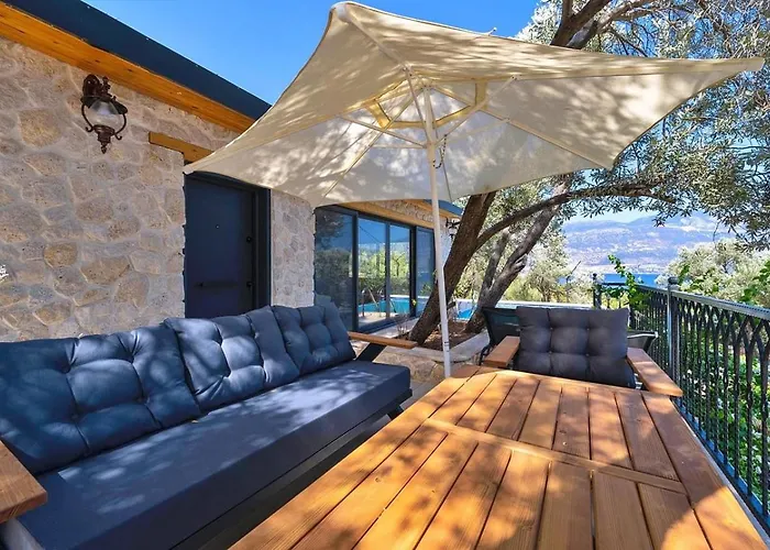 Villa Firnaz 1 Bedroom Seaview With Private Pool *