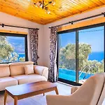 Firnaz 1 Bedroom Seaview With Private Pool *